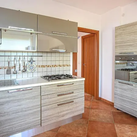 Stunning In With Kitchen *